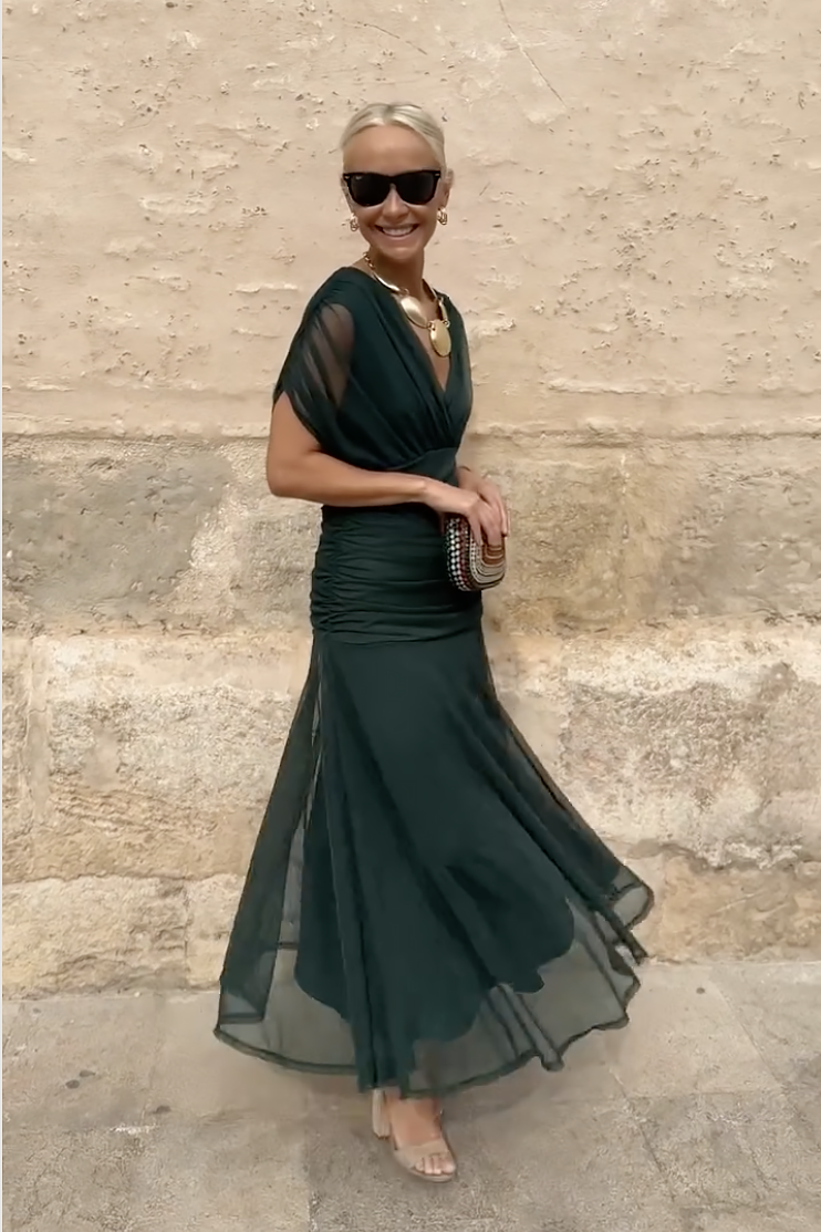 Louise™ – Elegant V-Neck Maxi Dress