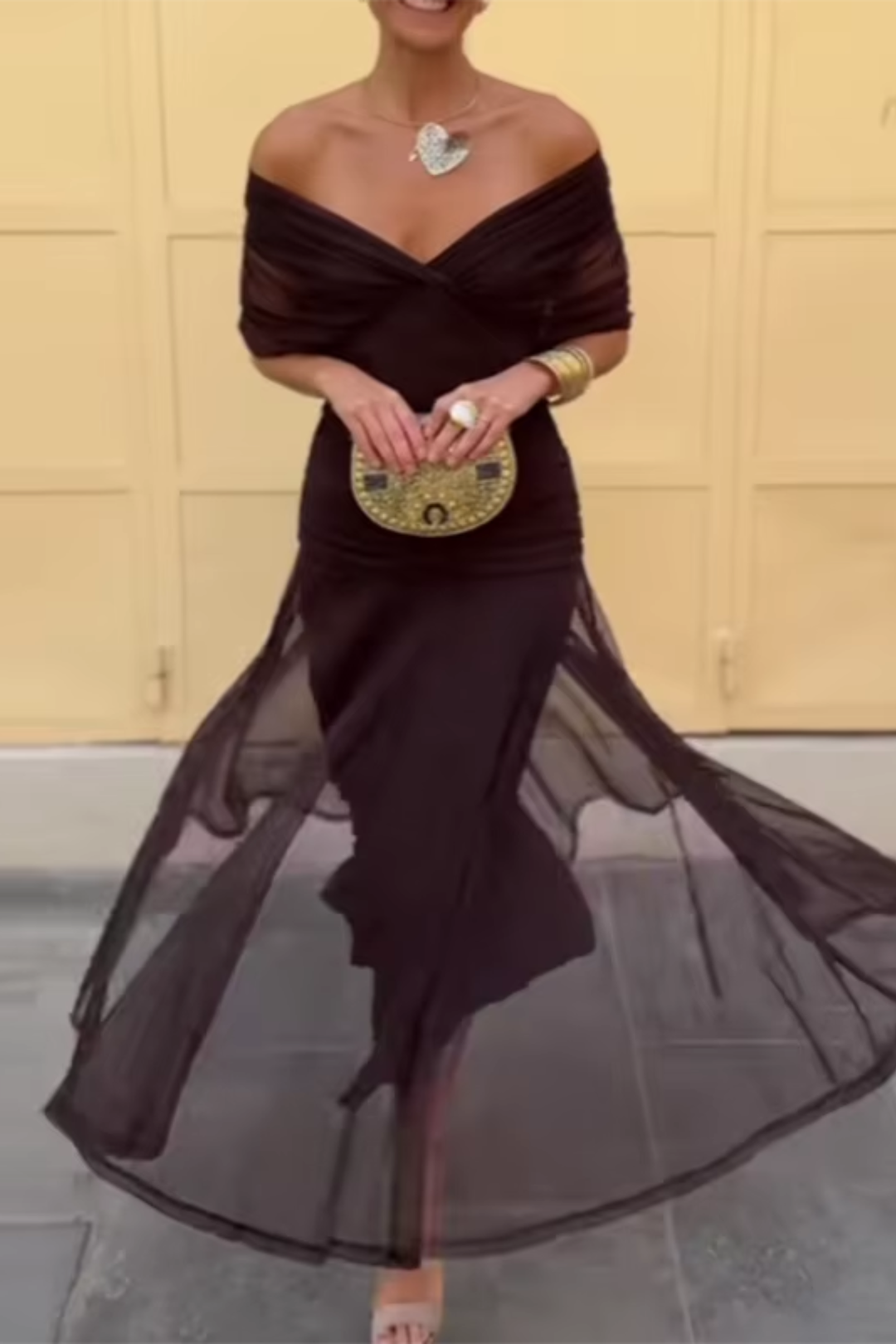 Louise™ – Elegant V-Neck Maxi Dress