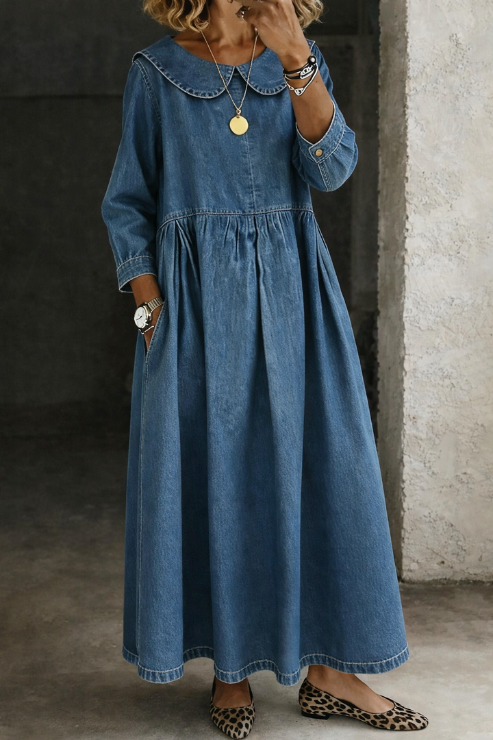 Clara™ | Denim Dress Featuring a Charming Peter Pan Collar