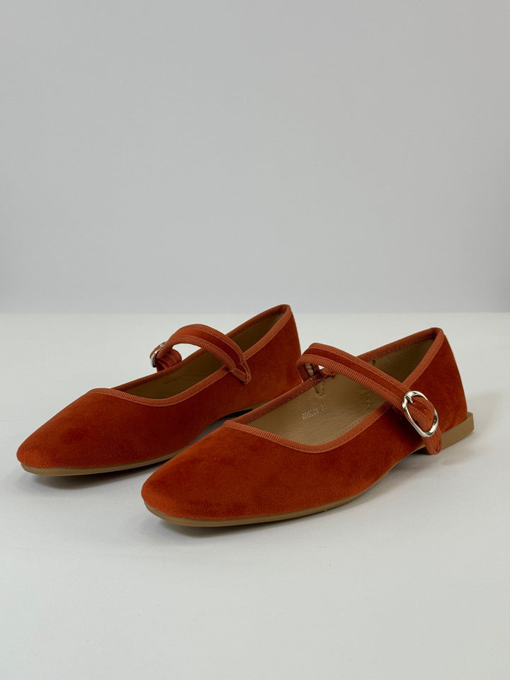 Aurora™ – Elegant Strap Comfort Flats