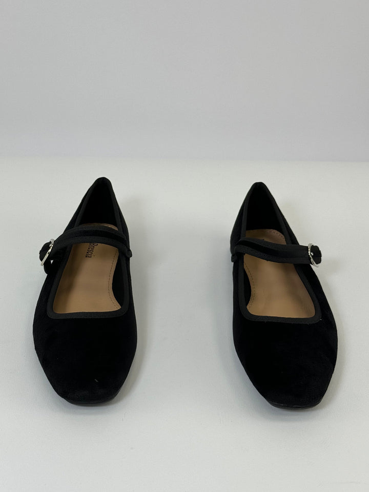 Aurora™ – Elegant Strap Comfort Flats