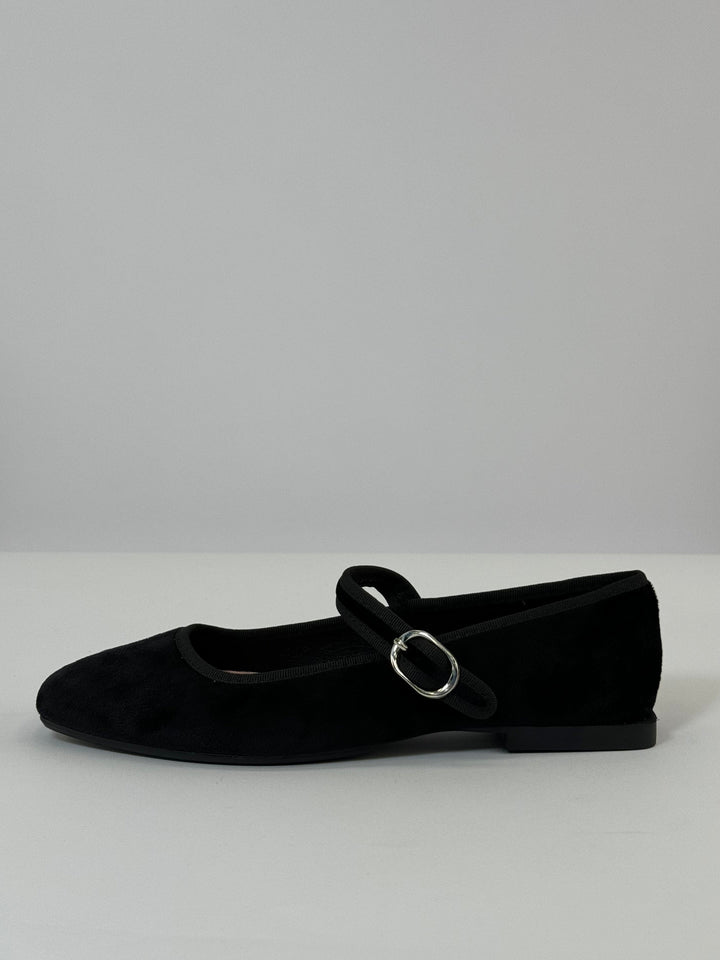 Aurora™ – Elegant Strap Comfort Flats