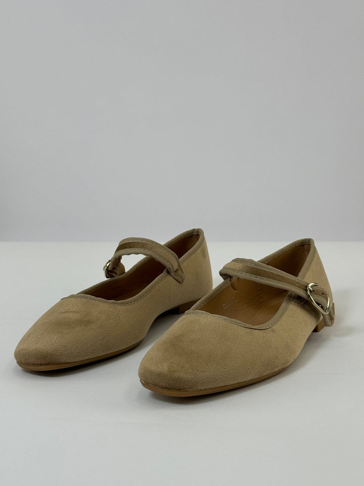 Aurora™ – Elegant Strap Comfort Flats