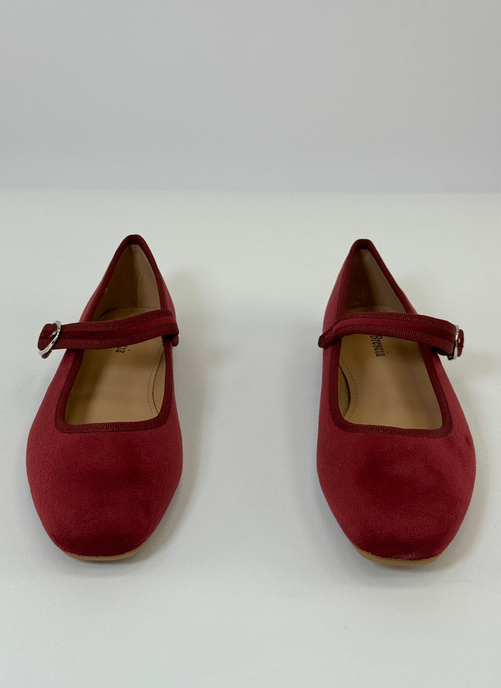 Aurora™ – Elegant Strap Comfort Flats