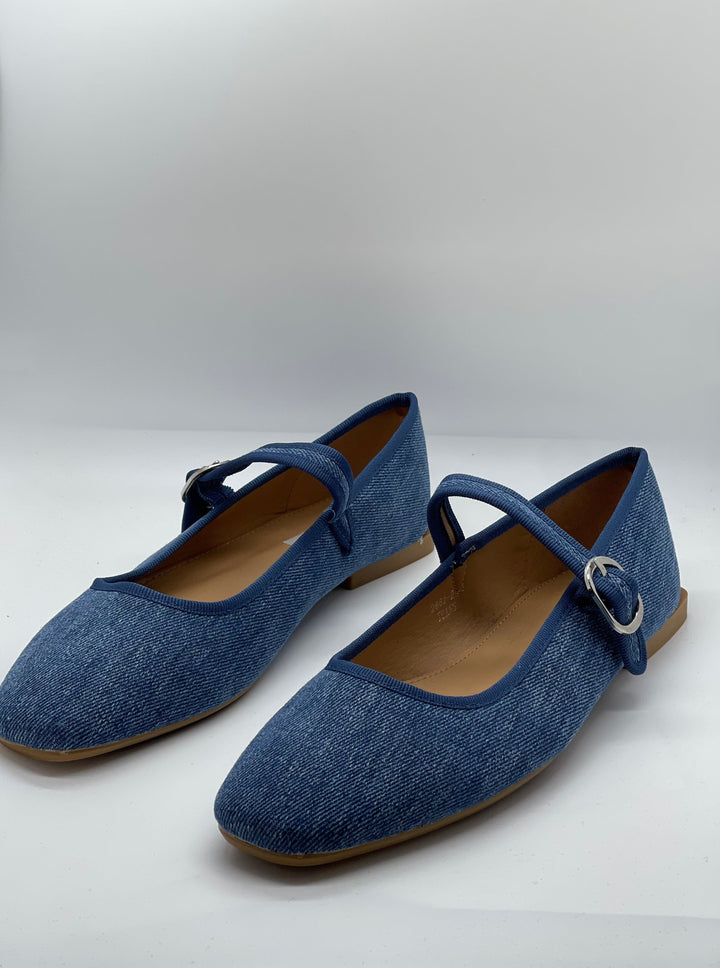 Aurora™ – Elegant Strap Comfort Flats