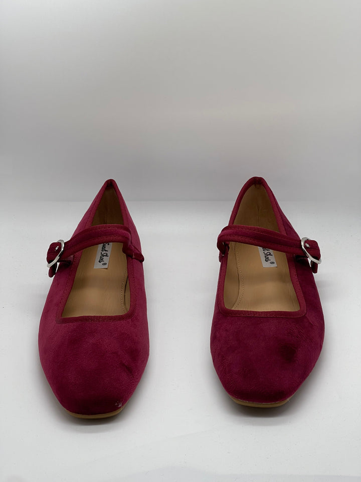 Aurora™ – Elegant Strap Comfort Flats