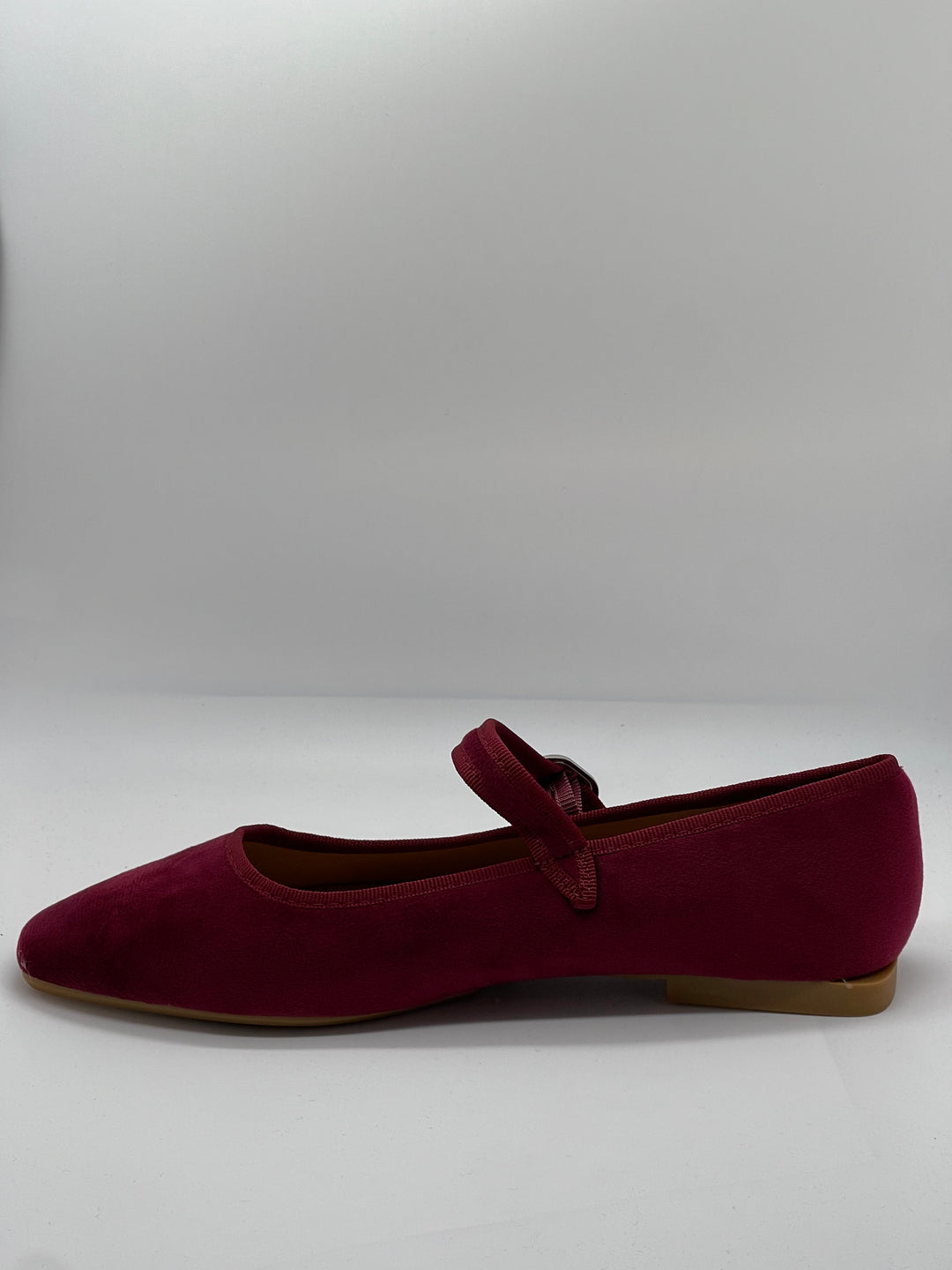 Aurora™ – Elegant Strap Comfort Flats