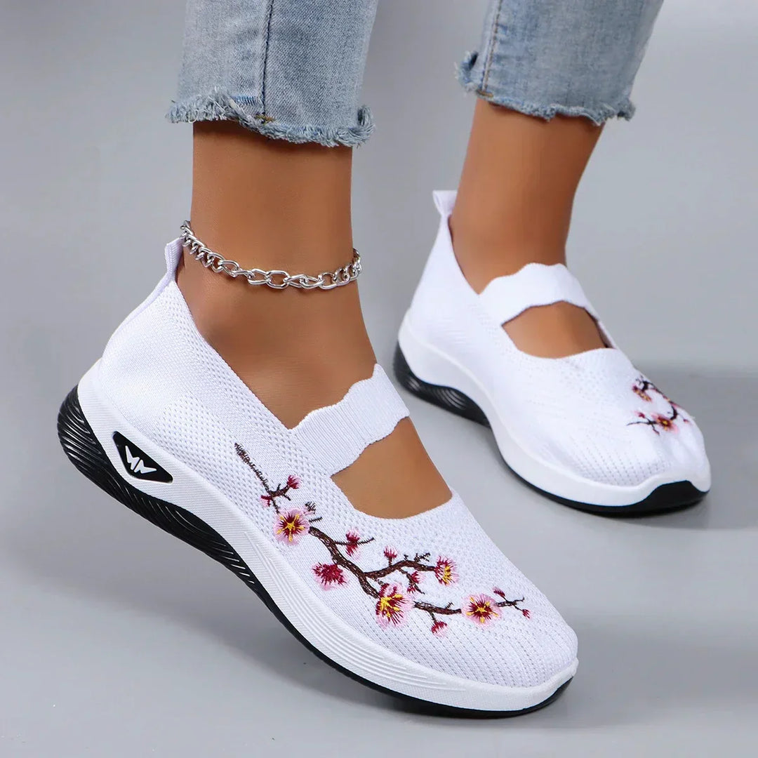 Alyssa™ – Orthopedic Comfort Walking Shoes
