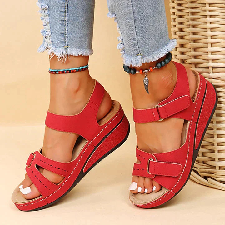 Sandy™ - Cozy Orthopedic Wedge Sandals for Ultimate Comfort
