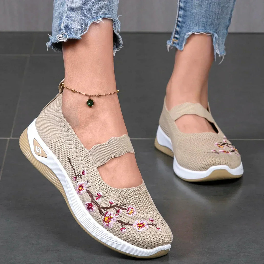Alyssa™ – Orthopedic Comfort Walking Shoes