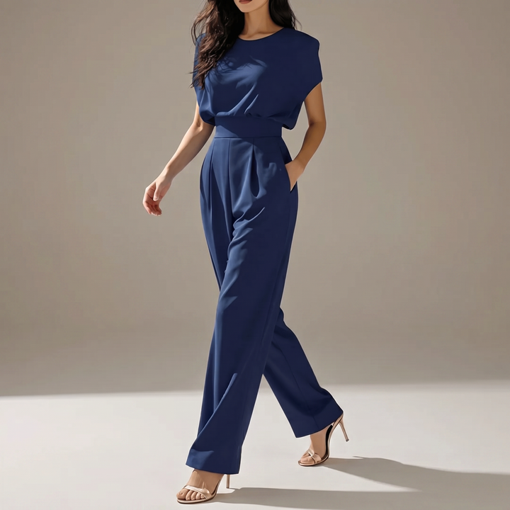 Ariia™ – Minimal Chic Sculpted Jumpsuit