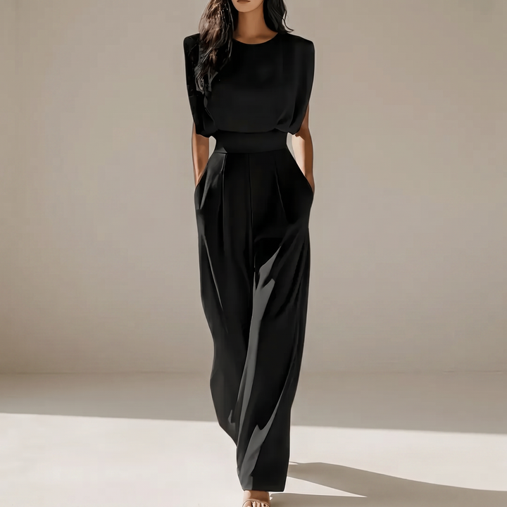 Ariia™ – Minimal Chic Sculpted Jumpsuit