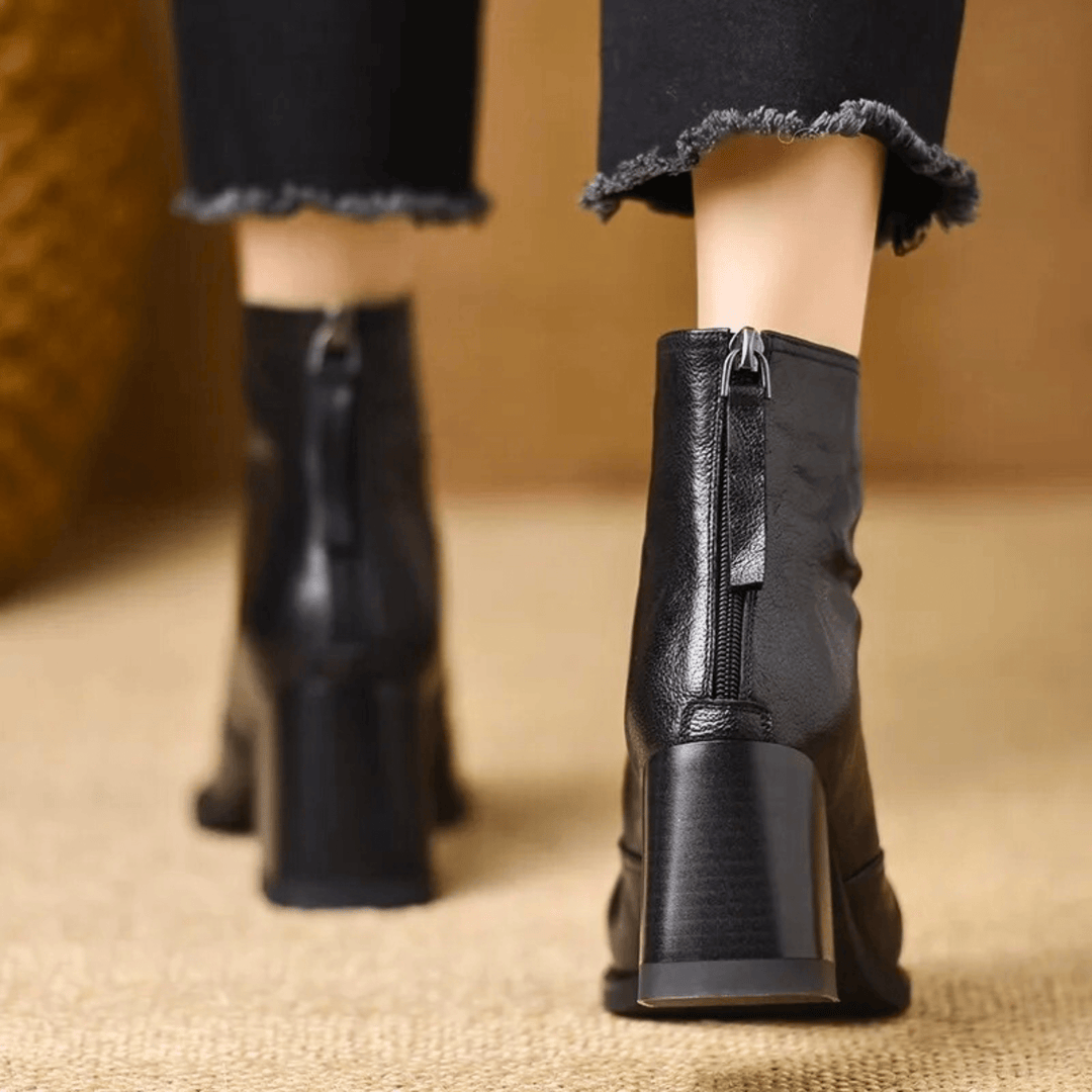 Elara™ – Orthopedic Comfort Ankle Boots